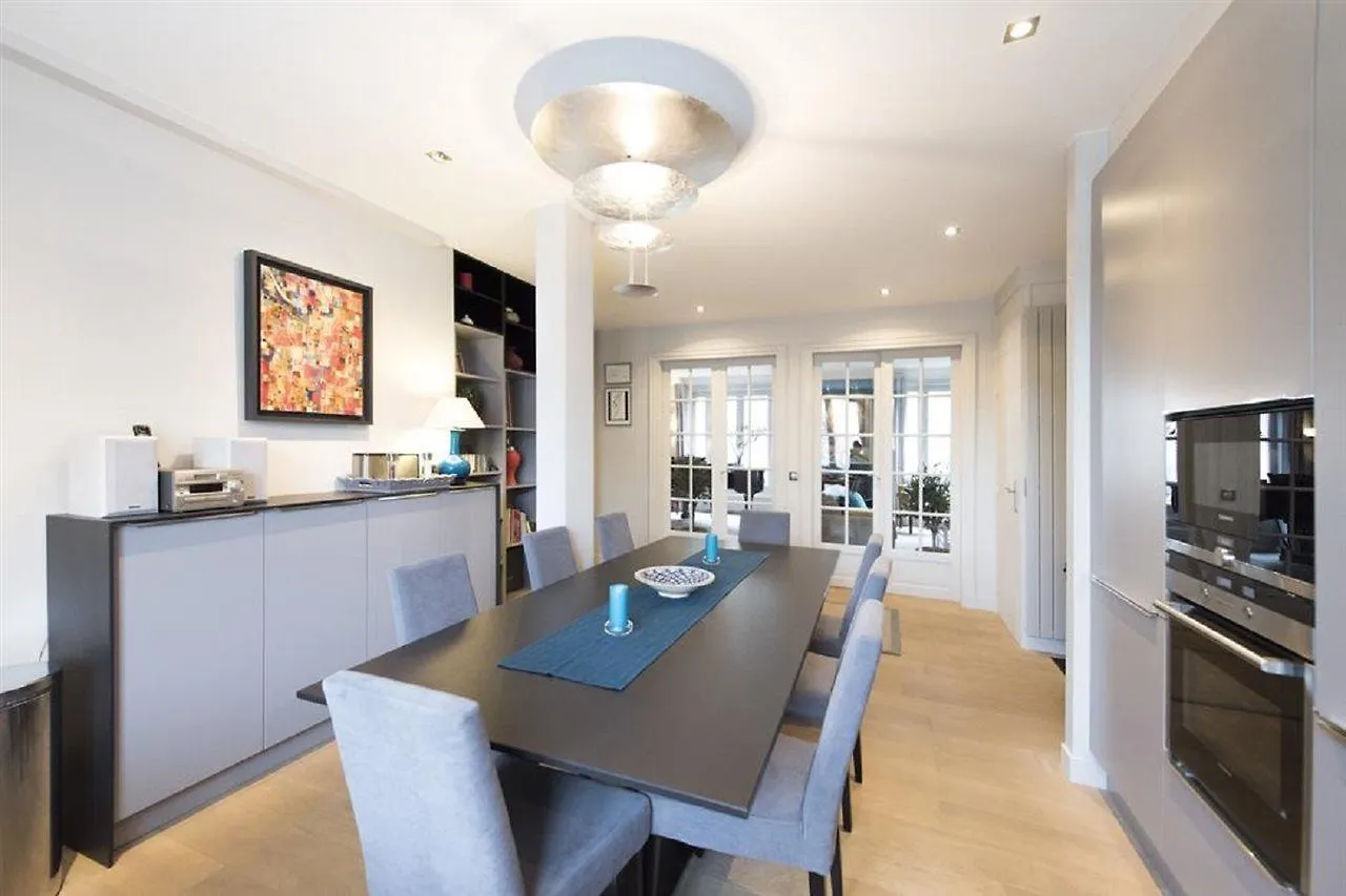 Lejlighed Veeve - Sophistication On Mozart Avenue *