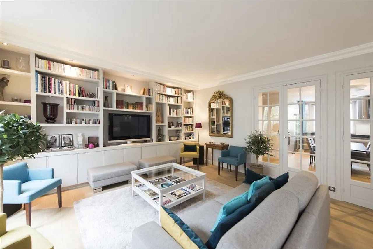 Lejlighed Veeve - Sophistication On Mozart Avenue *