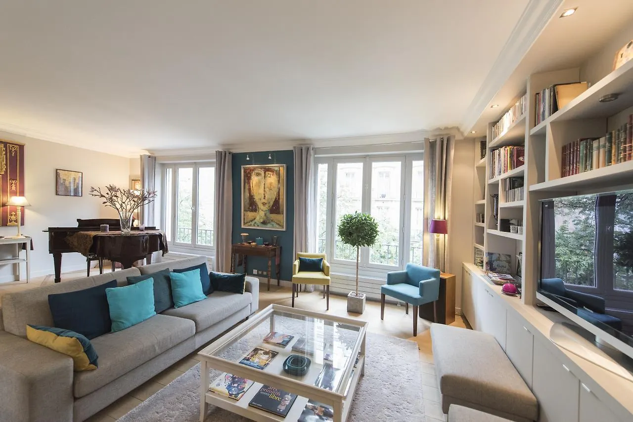 Appartamento Veeve - Sophistication On Mozart Avenue *